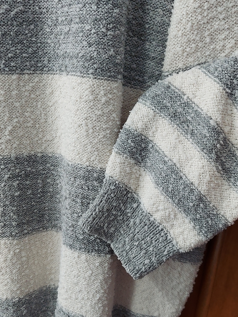 Knox Rose Cream and Gray Fall Striped Soft Crewneck Sweater, Size XL, Like New▪︎ - Picture 2 of 7